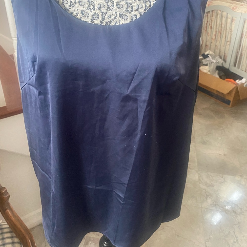 Luxveer 95% polyester 5% elastane NWT - image 1